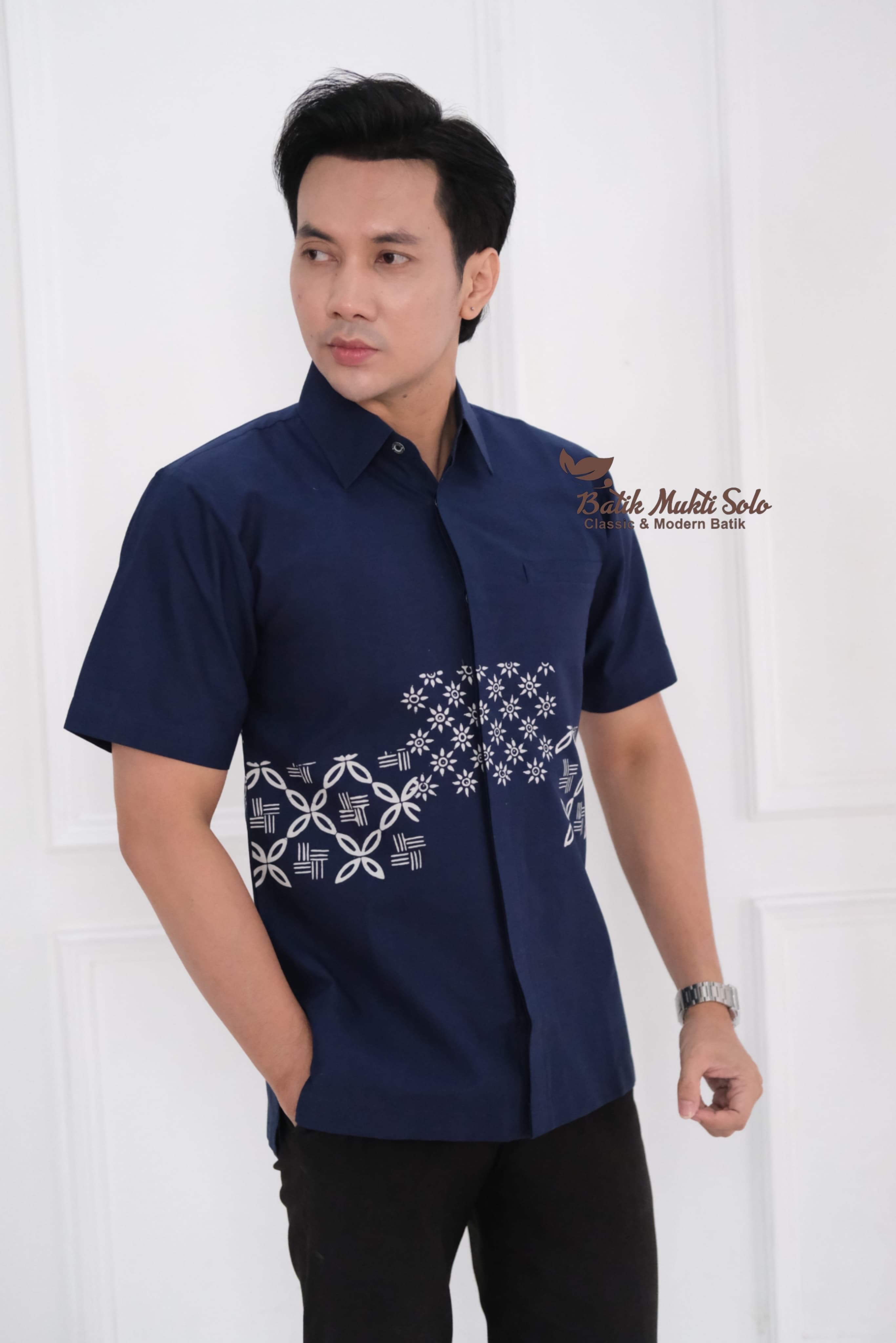 Kemeja Batik Pria Lengan Pendek Premium A02