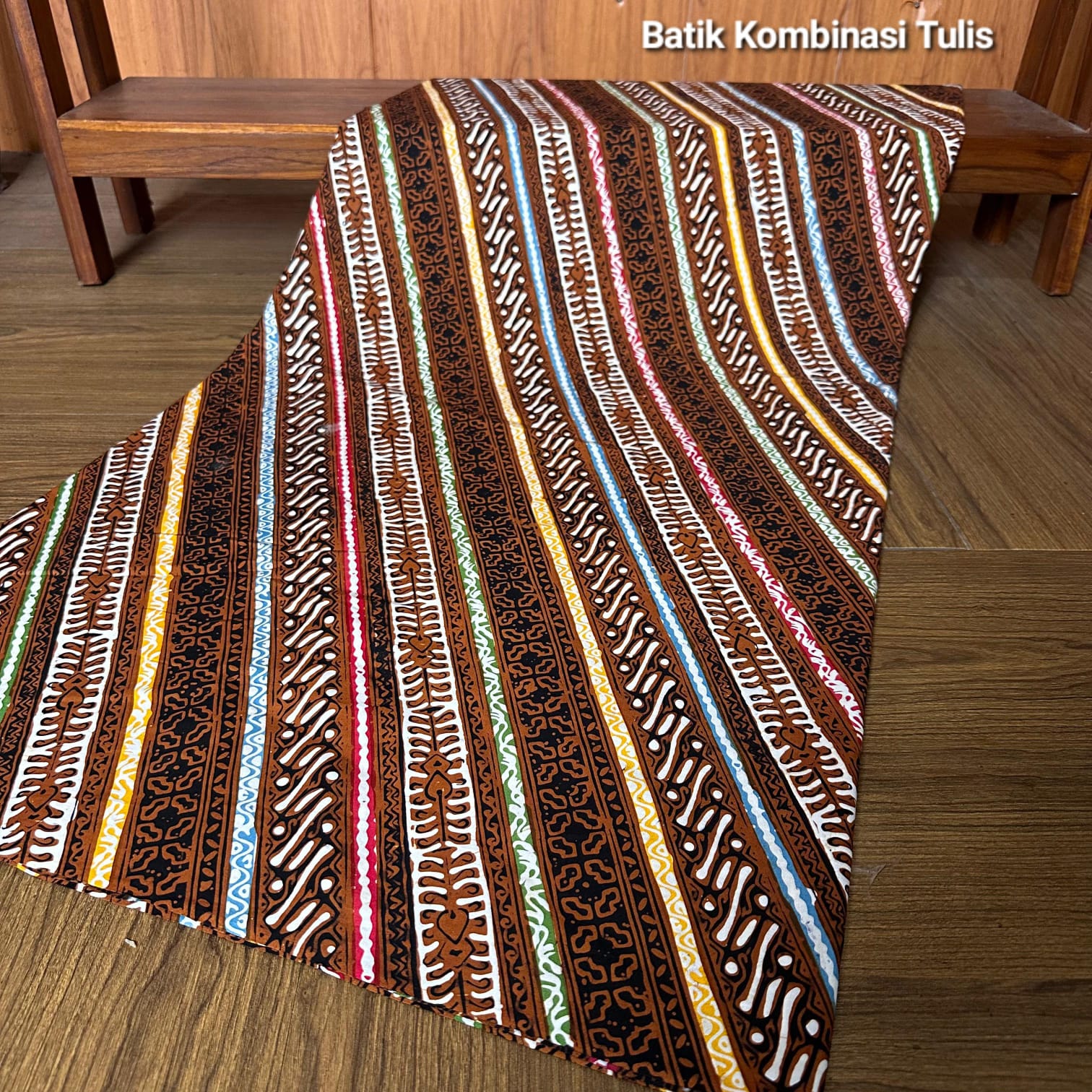 Kain Batik Kombinasi Tulis Sogan S011