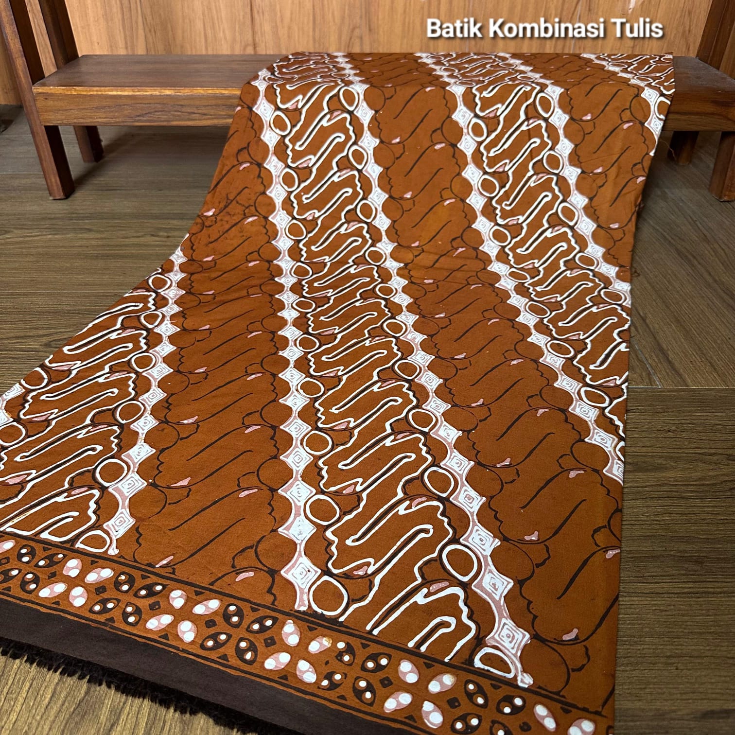 Kain Batik Kombinasi Tulis Sogan S010