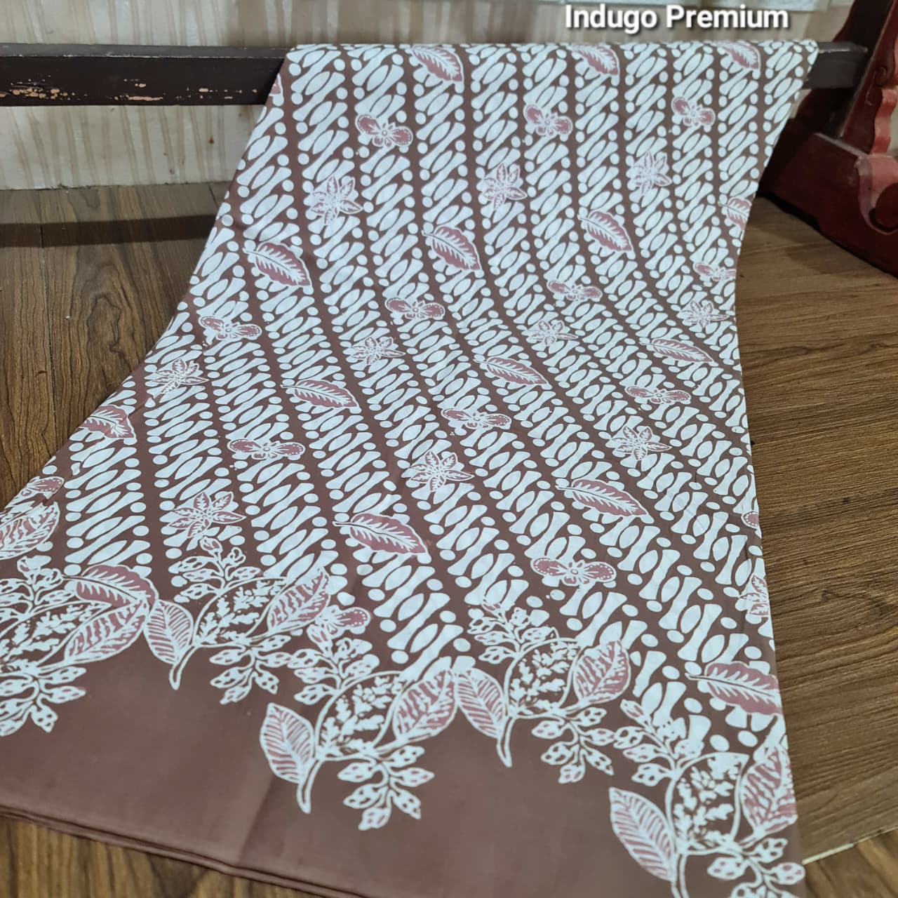 Kain Batik Cap Colet Premium S037