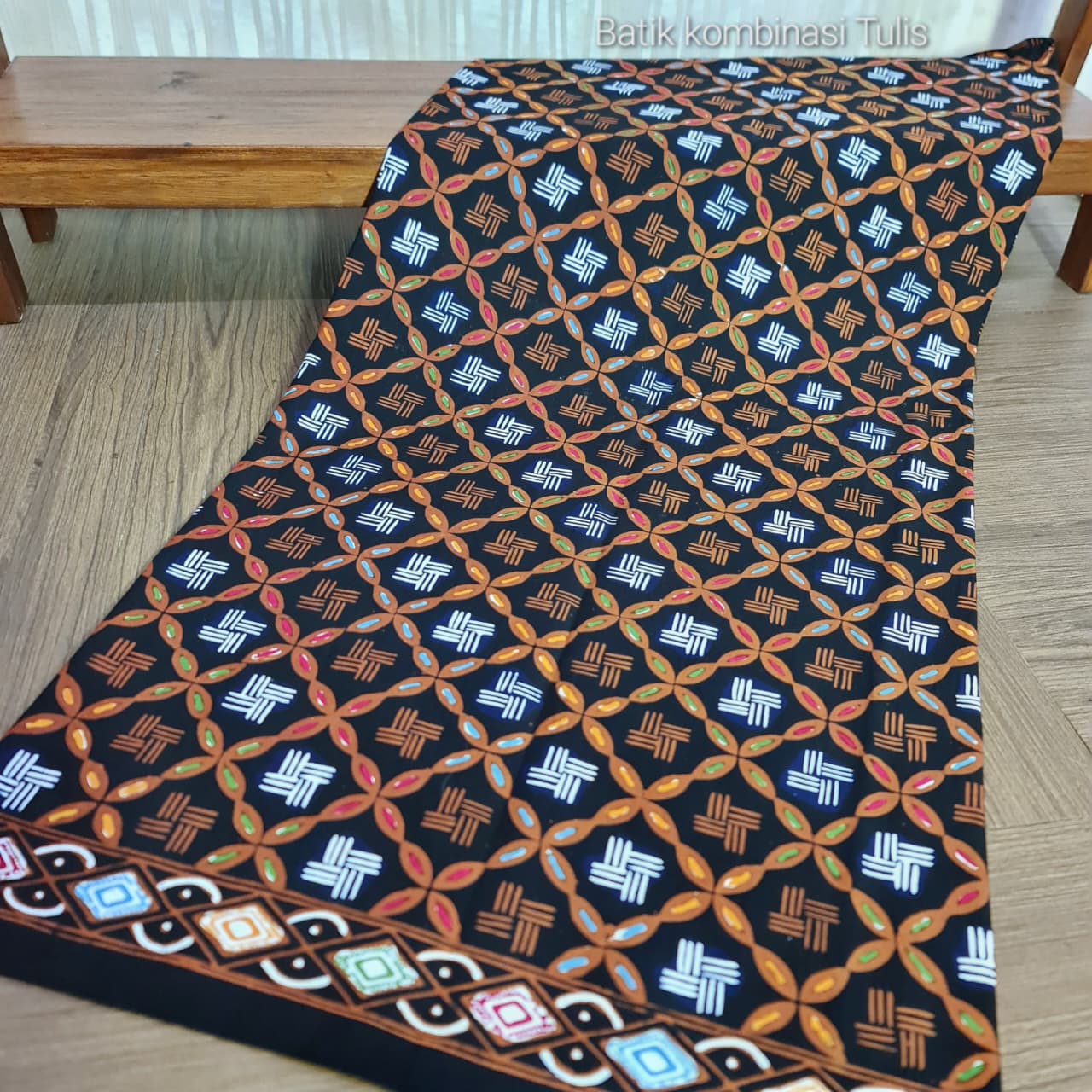 Kain Batik Kombinasi Tulis Sogan S020