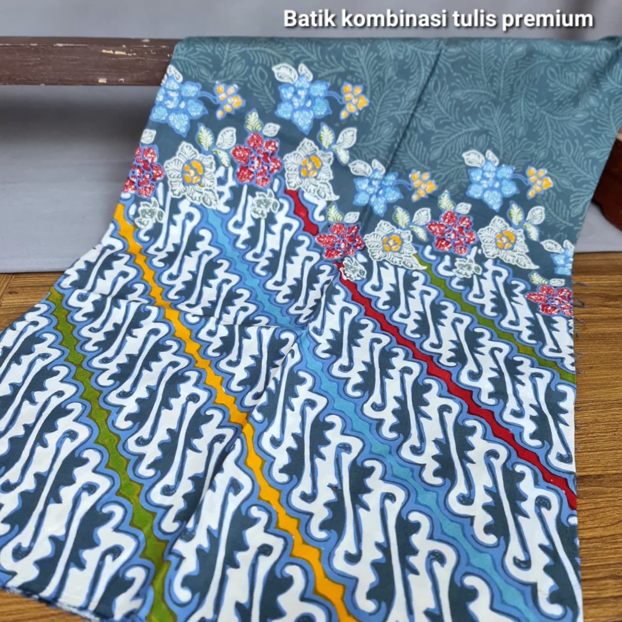 Kain Batik Kombinasi Tulis Indigo premium I002